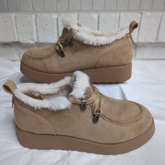 Jellypop Shoes - Jelly Pop Booty Faux Suede/Fur, Size 7